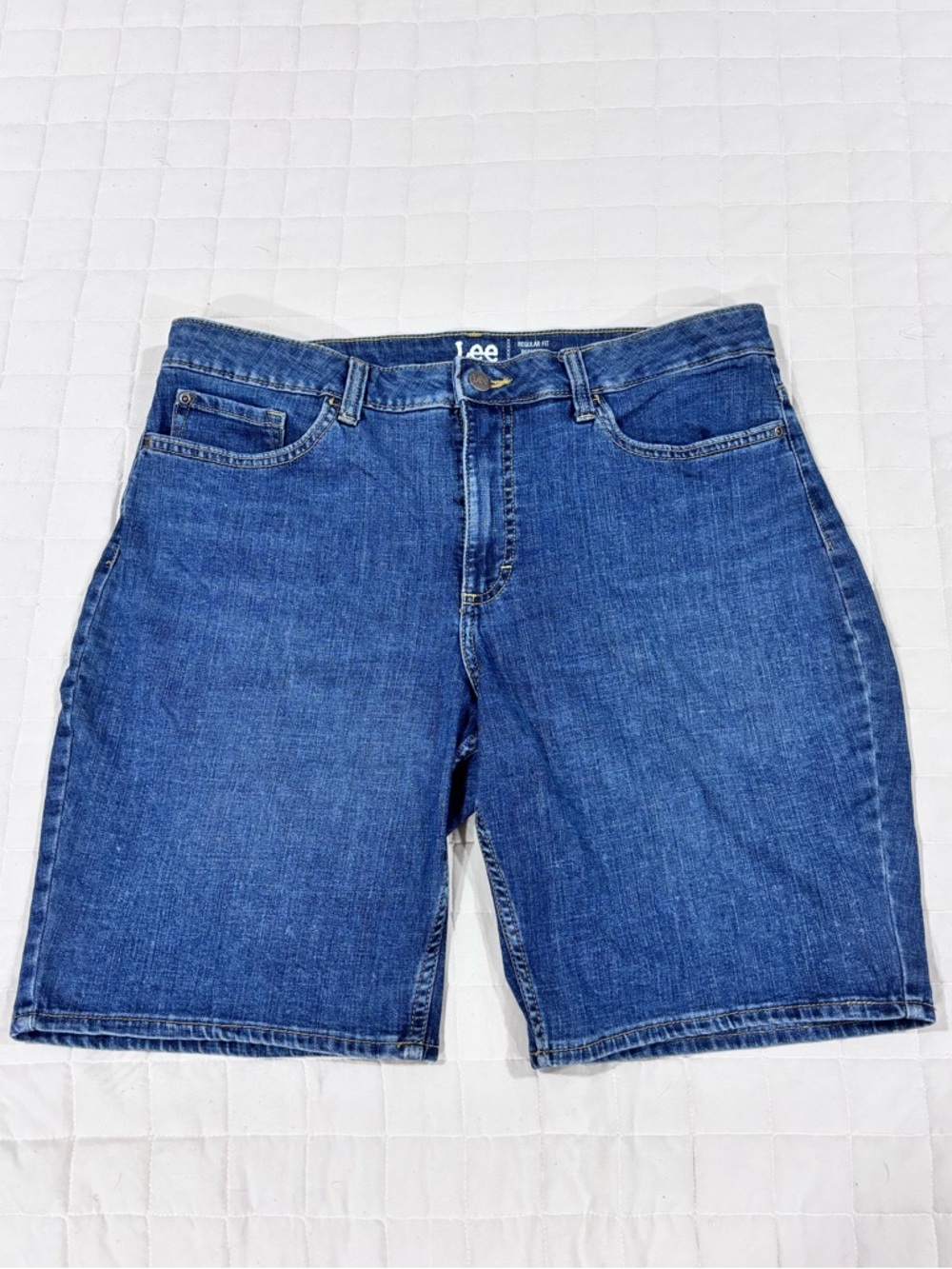 Lee Women’s Blue Denim Bermuda Shorts Regular Fit Mid Rise 16